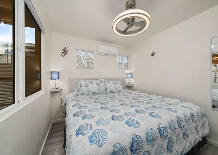 Сasa de vacaciones 3br 2ba Cozy With Jacuzzi Near Downtown