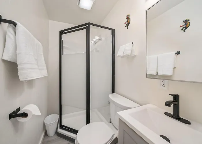 3br 2ba Cozy With Jacuzzi Near Downtown *